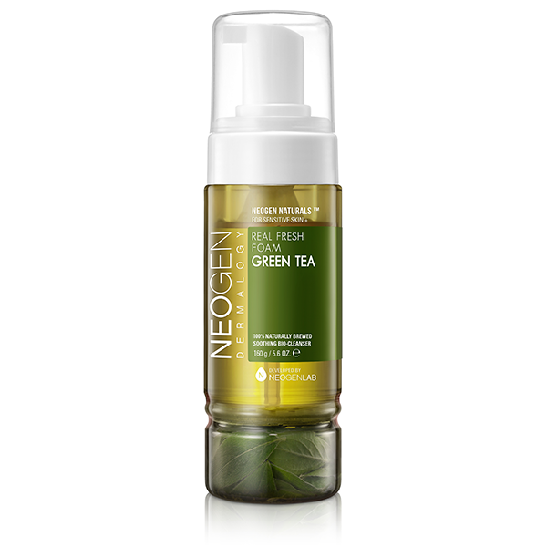 Green Tea Real Fresh Foam Cleanser